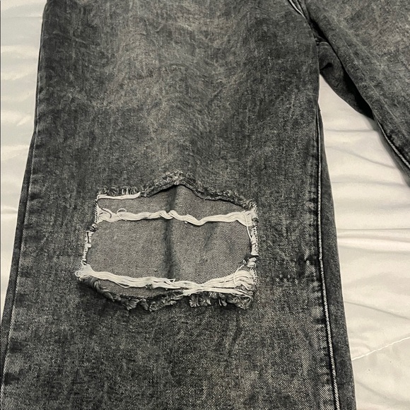 Distressed Black Jeans - Picture 5 of 11